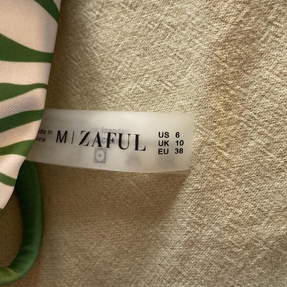 Zaful bathing suit - Picture 2 of 2